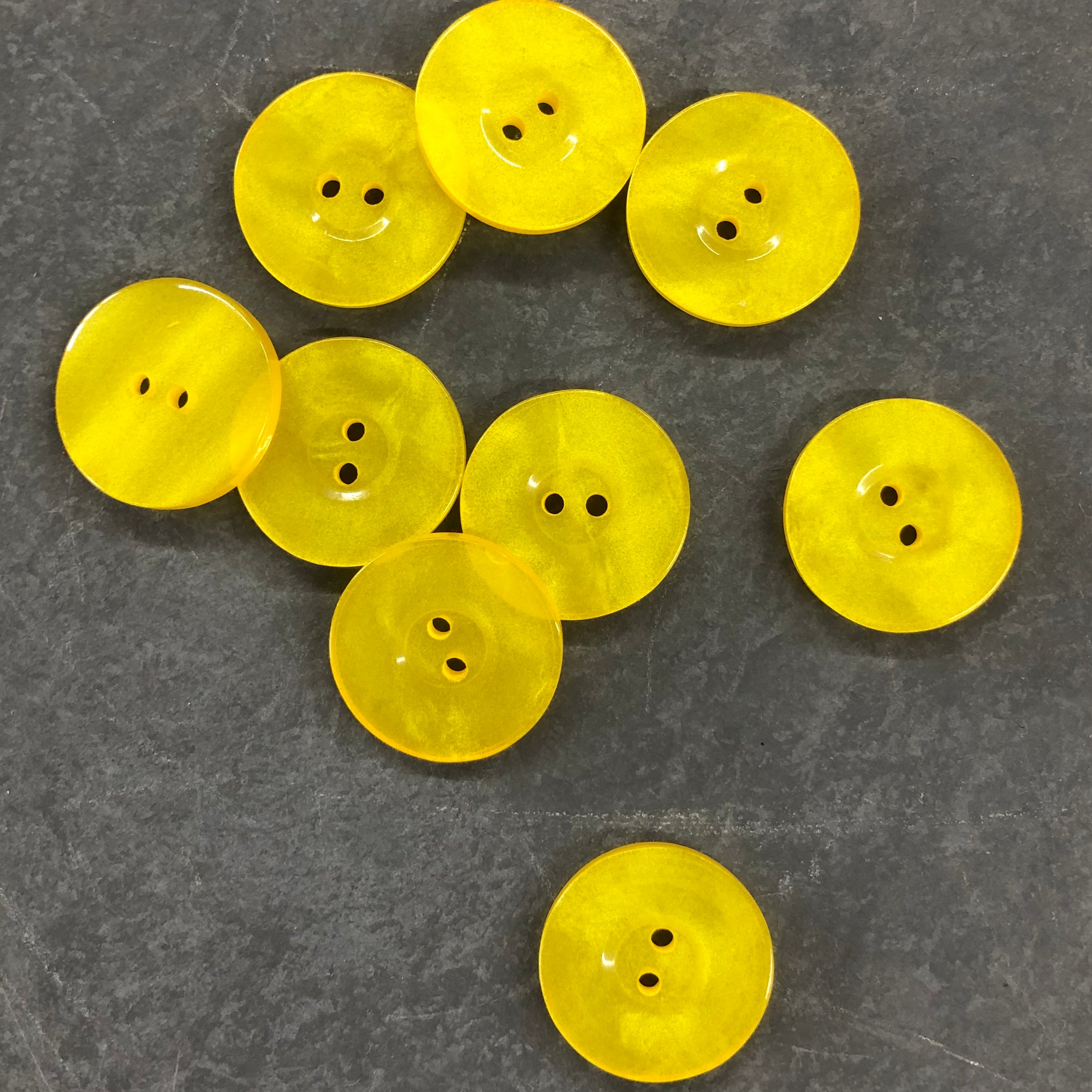 18mm diameter Yellow Pearled Buttons