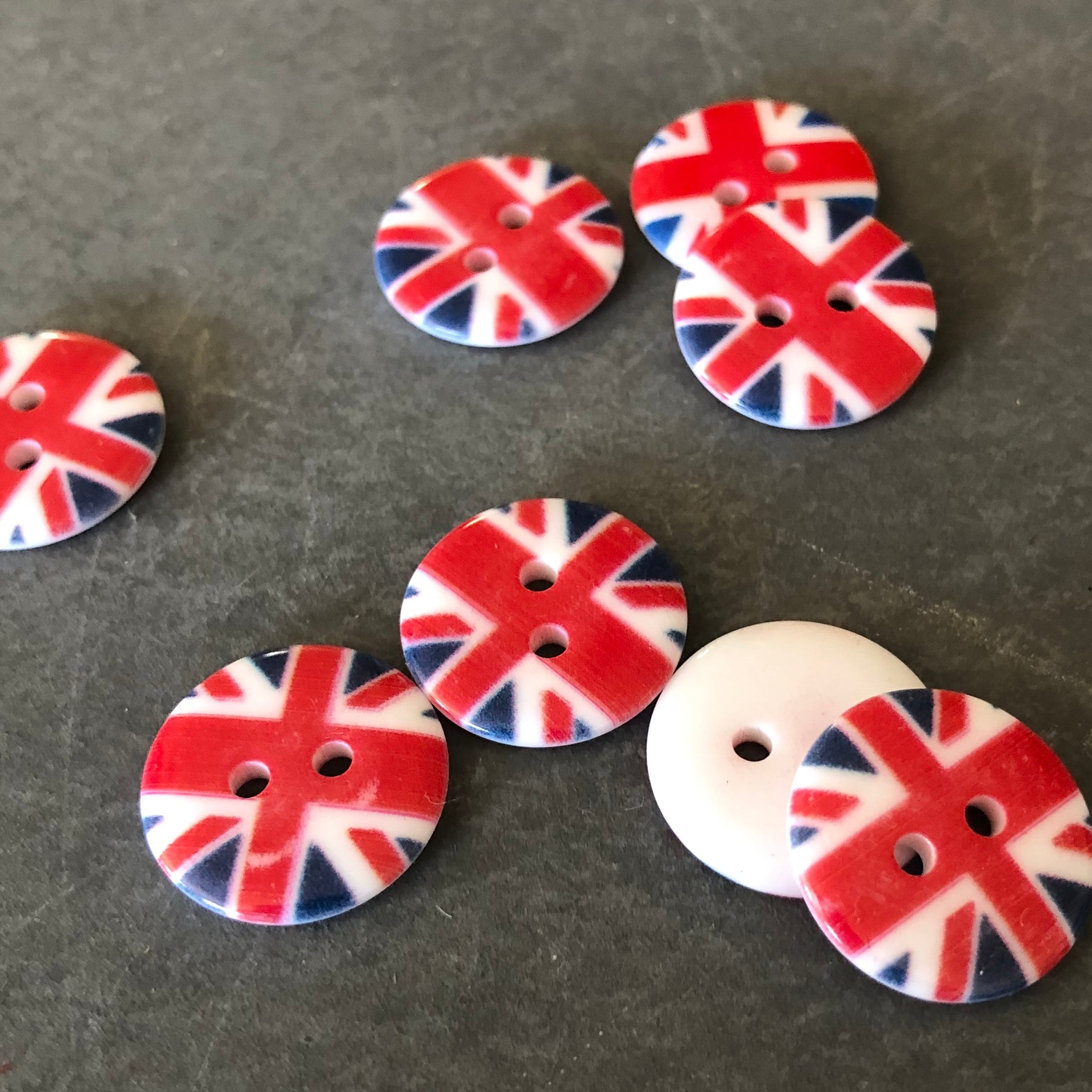 18mm diameter Union Jack Buttons